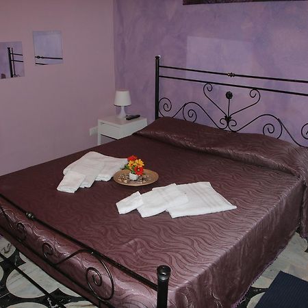 B&B Mascagni Catánia Buitenkant foto