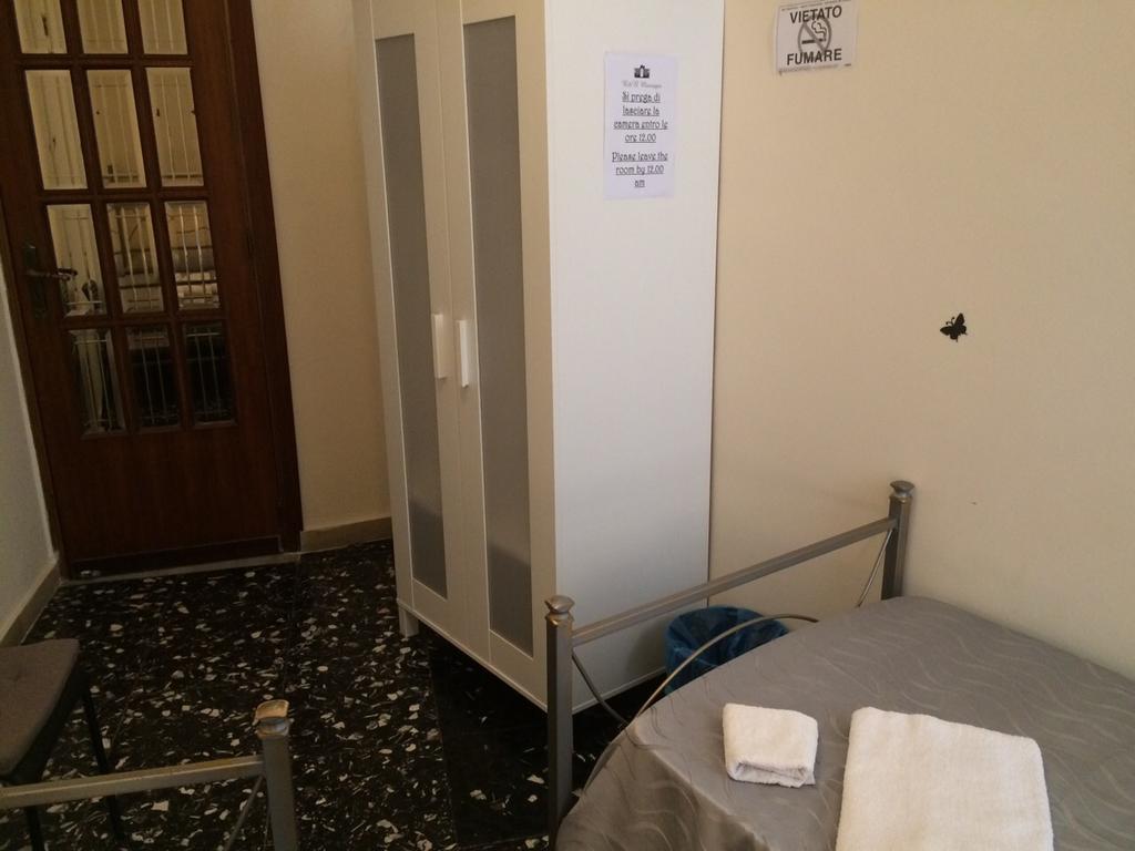 B&B Mascagni Catánia Buitenkant foto