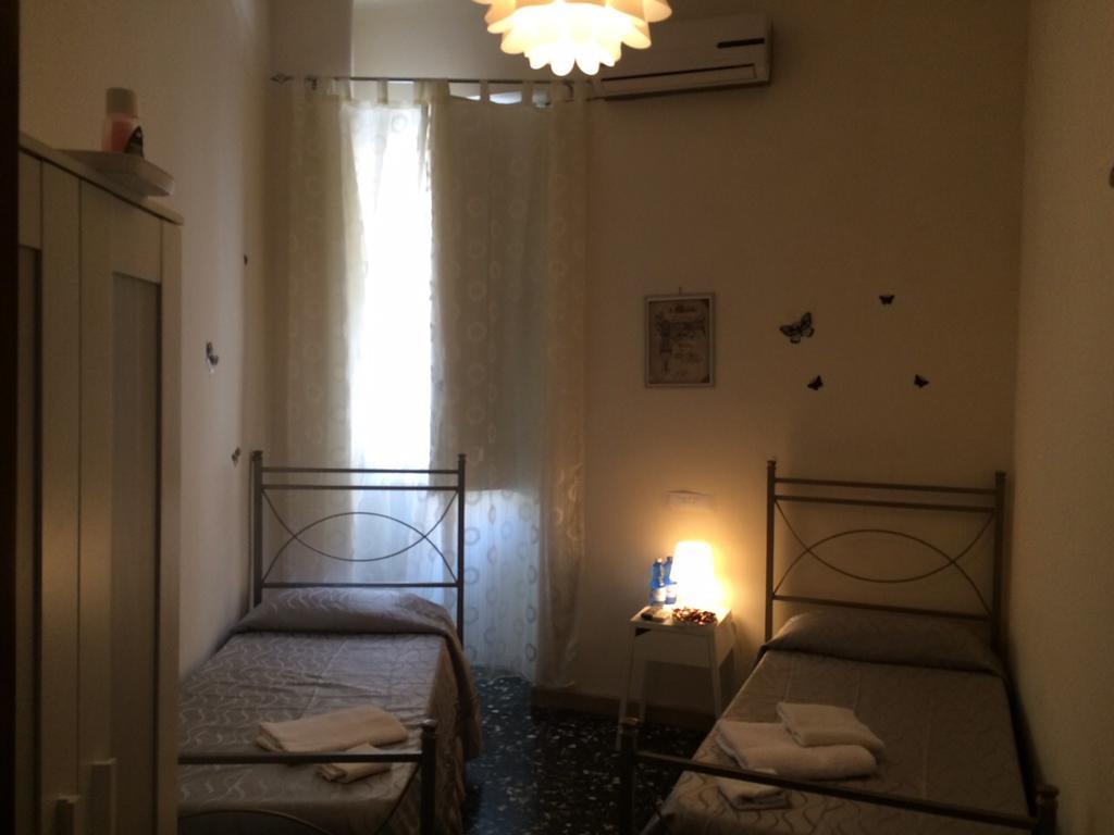 B&B Mascagni Catánia Buitenkant foto