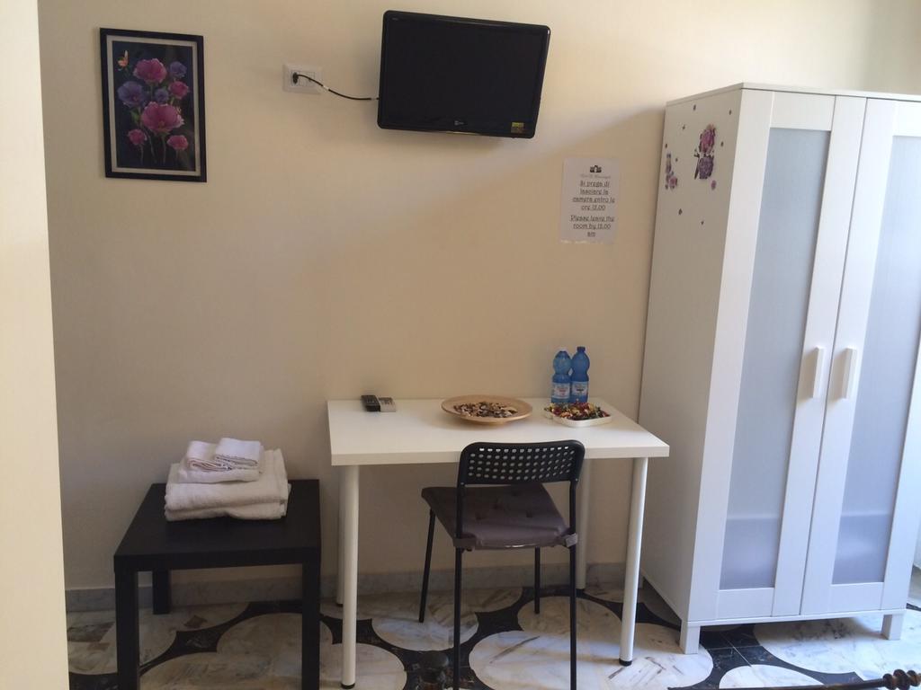 B&B Mascagni Catánia Buitenkant foto