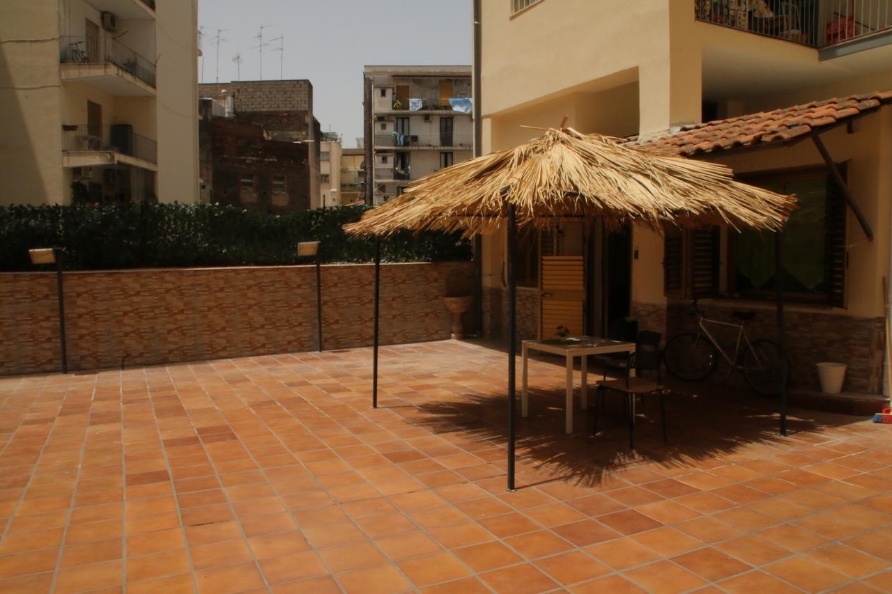 B&B Mascagni Catánia Buitenkant foto