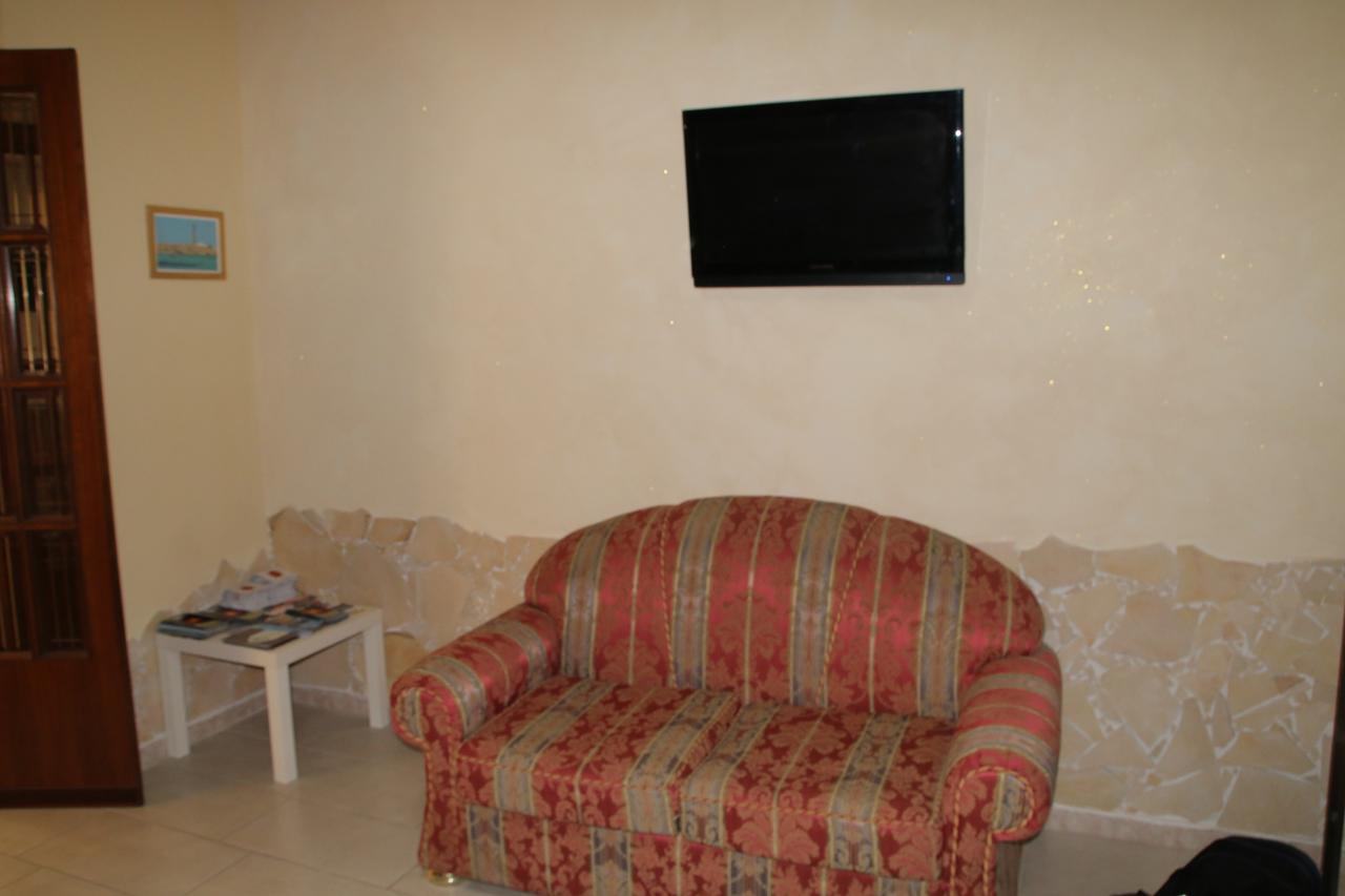 B&B Mascagni Catánia Buitenkant foto